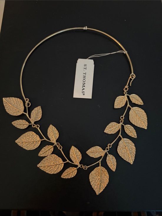 St Thomas Jewelry - St. Thomas Gold Leaf Collar Necklace
